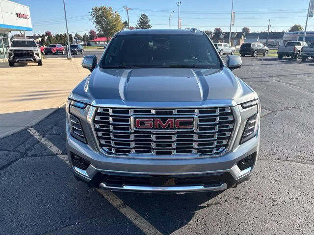 2027 GMC Yukon Denali - Photo 14
