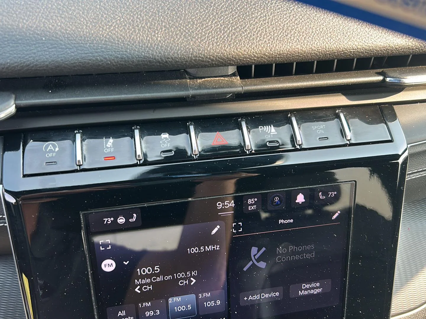 Used 2023 Metallic Jeep Altitude image 13