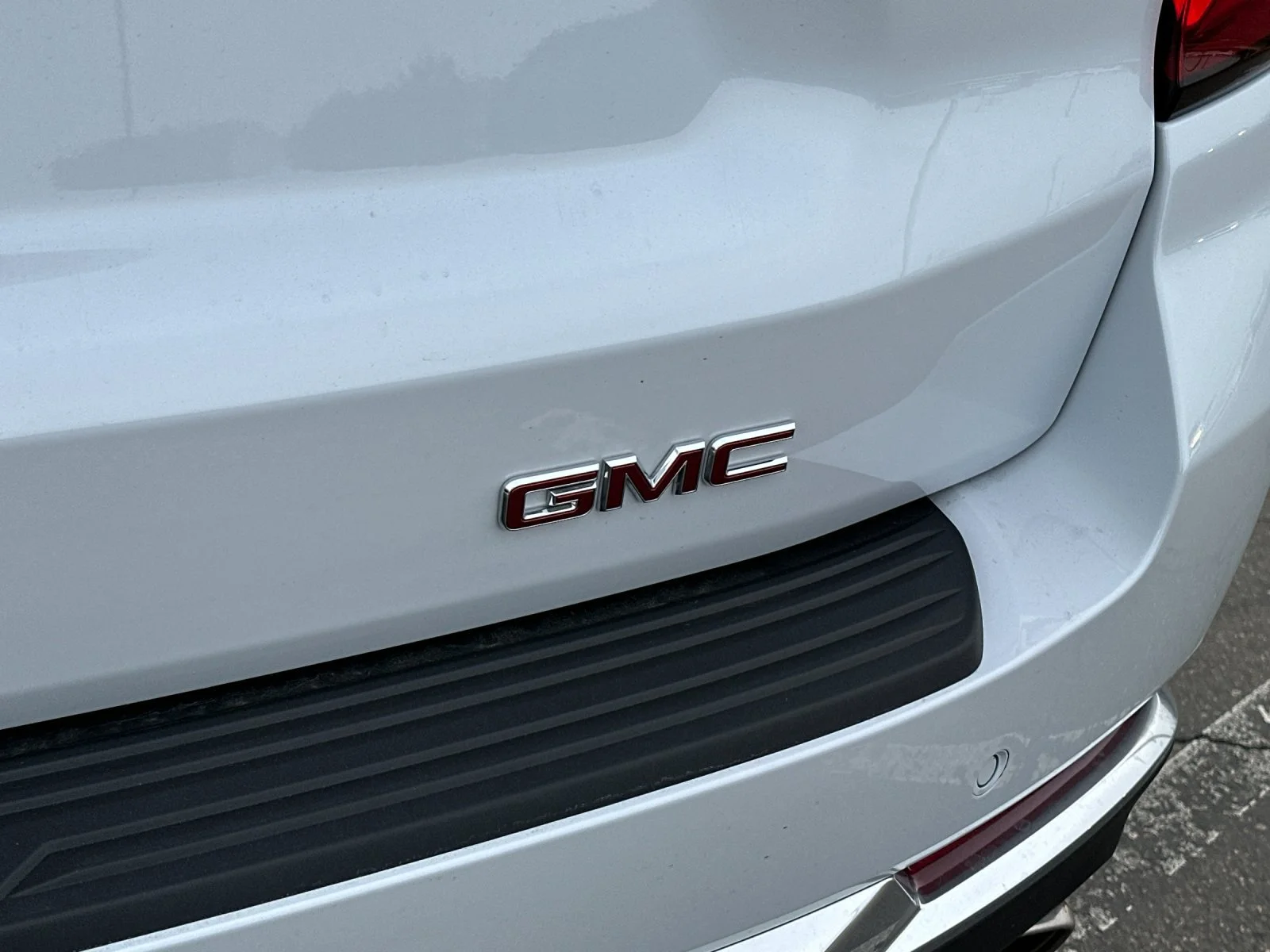 New 2027 Glacier White Tricoat GMC Denali image 26