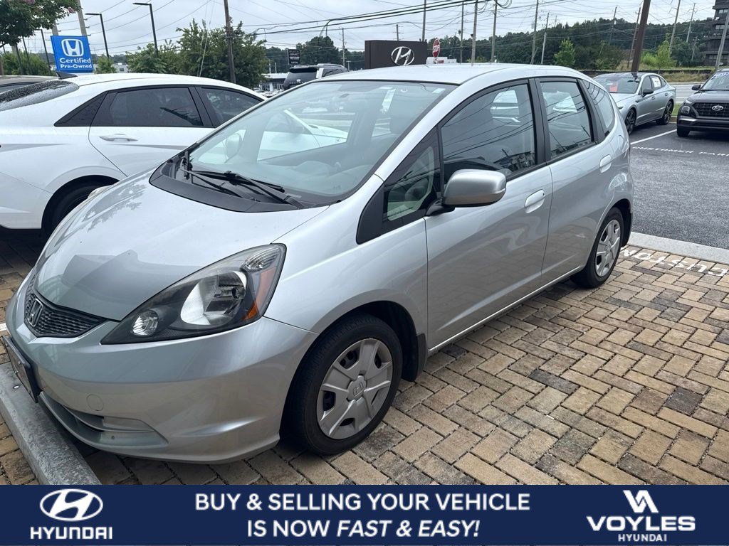 Used 2012 Alabaster Silver Metallic Honda Base image 1