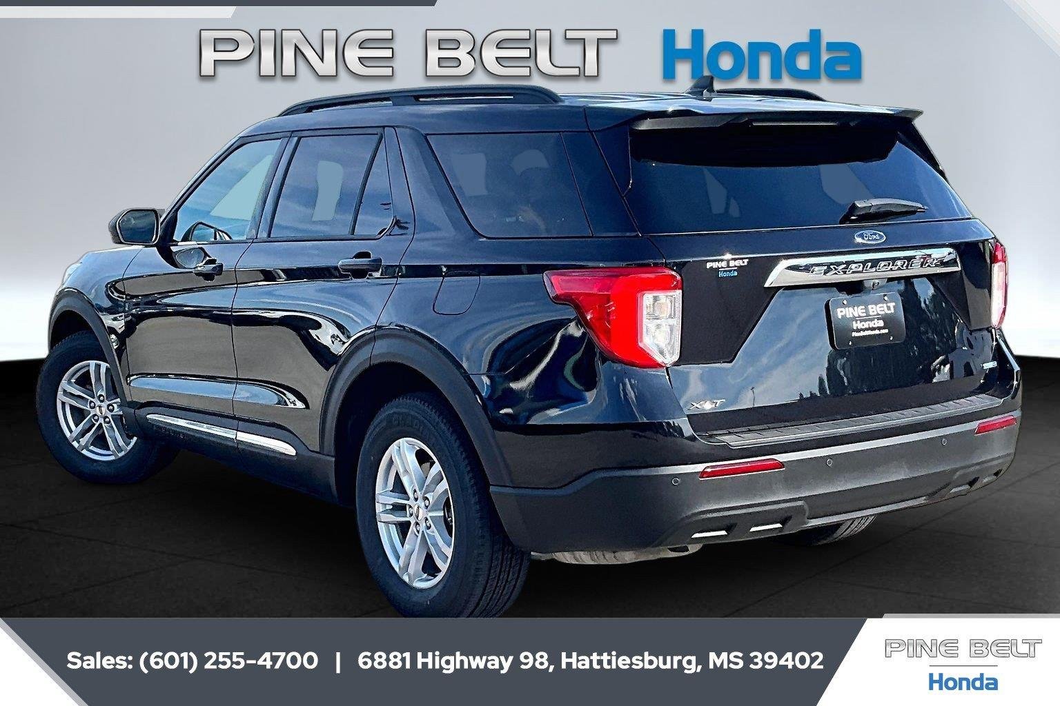 Used 2020 Agate Black Ford XLT image 2