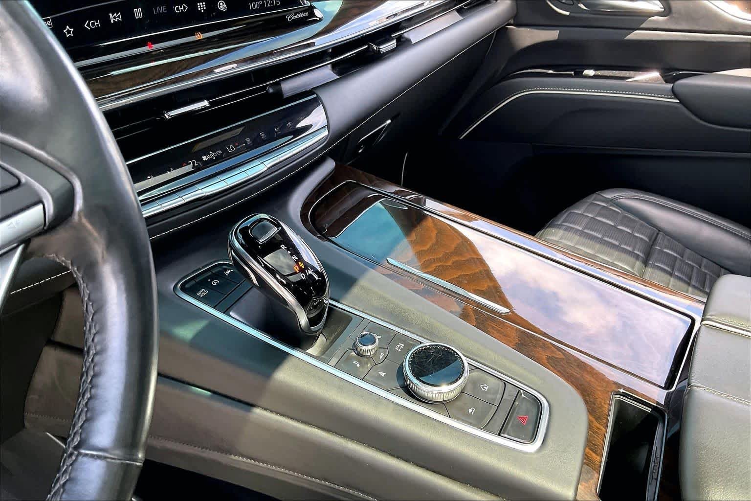 Used 2021 Black Raven Cadillac Sport Platinum image 17