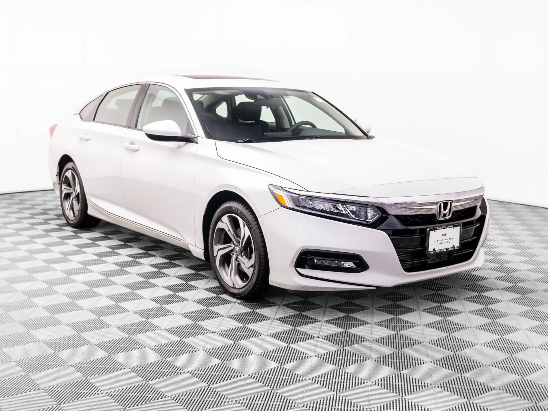 Used 2018  Honda EX image 7
