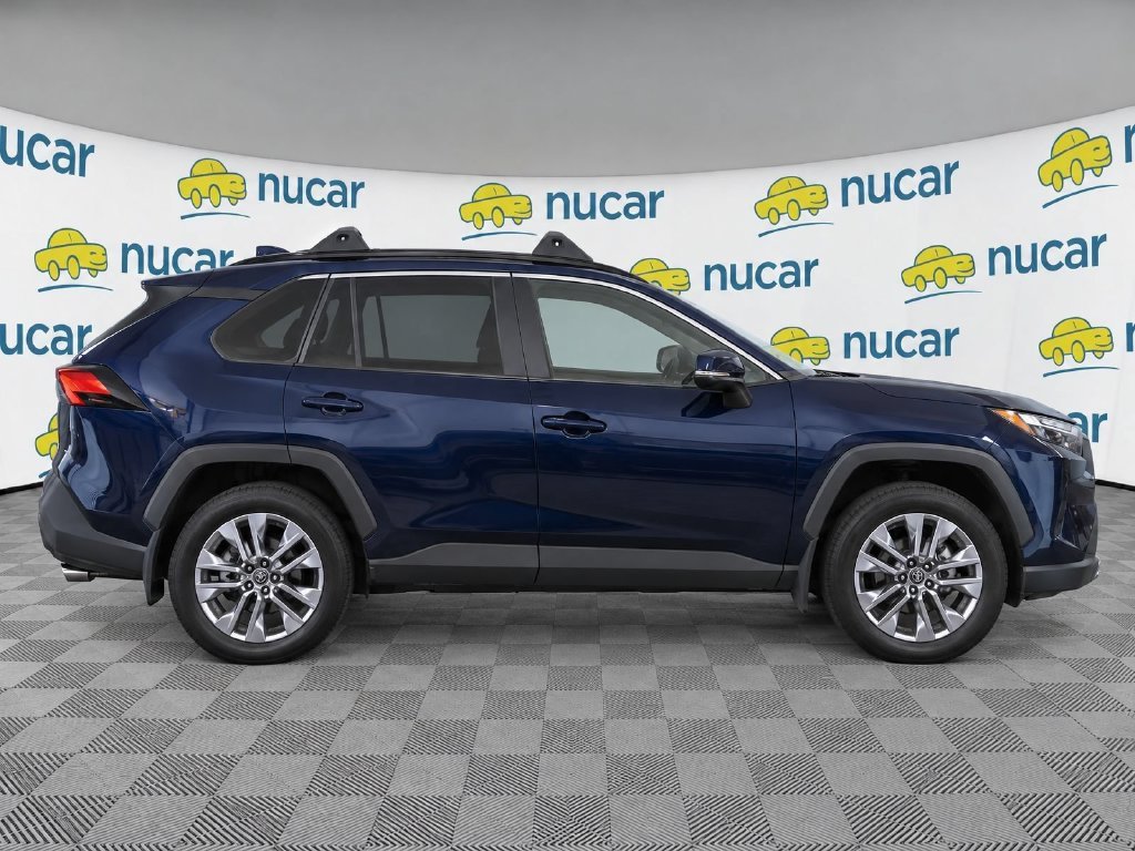 Certified Used 2025  Toyota XLE Premium image 8