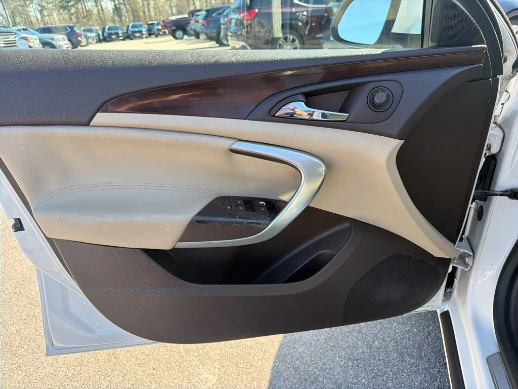 Used 2011 White Buick CXL image 12
