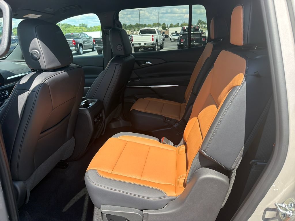 2027 Chevrolet Traverse Z71 - Photo 14