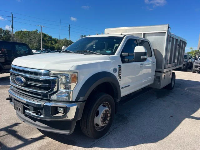 2020 Ford F-550 Super Duty Chassis Cab Lariat