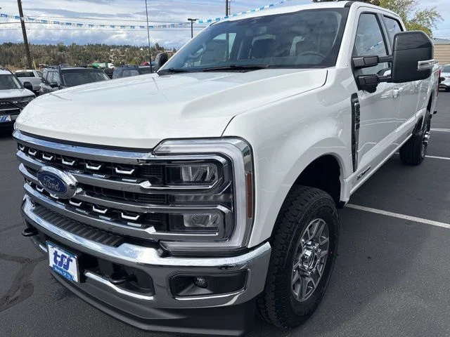 2026 Ford F-350 Super Duty Lariat - Photo 9