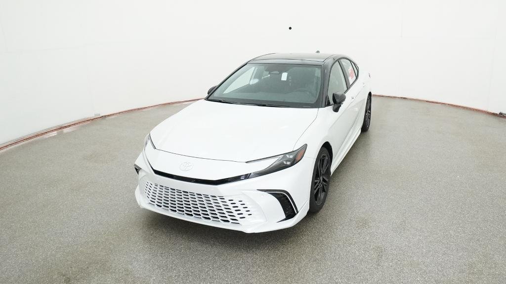 New 2026 Wind Chill Pearl with Midnight Black Metallic roof Toyota XSE image 31