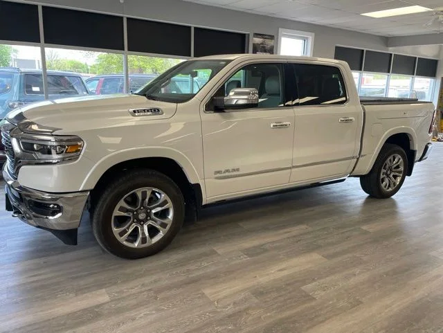 2022 RAM 1500 Limited 4x4 Crew Cab 5'7's photo