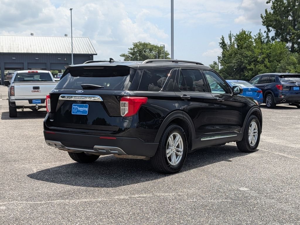 Used 2023 Black Ford XLT image 5