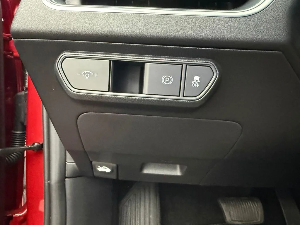 Used 2025 Red Kia GT-Line image 22