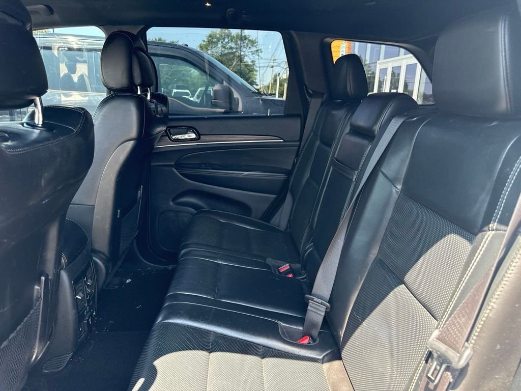 Used 2021 Bright White Clearcoat Jeep Limited image 24