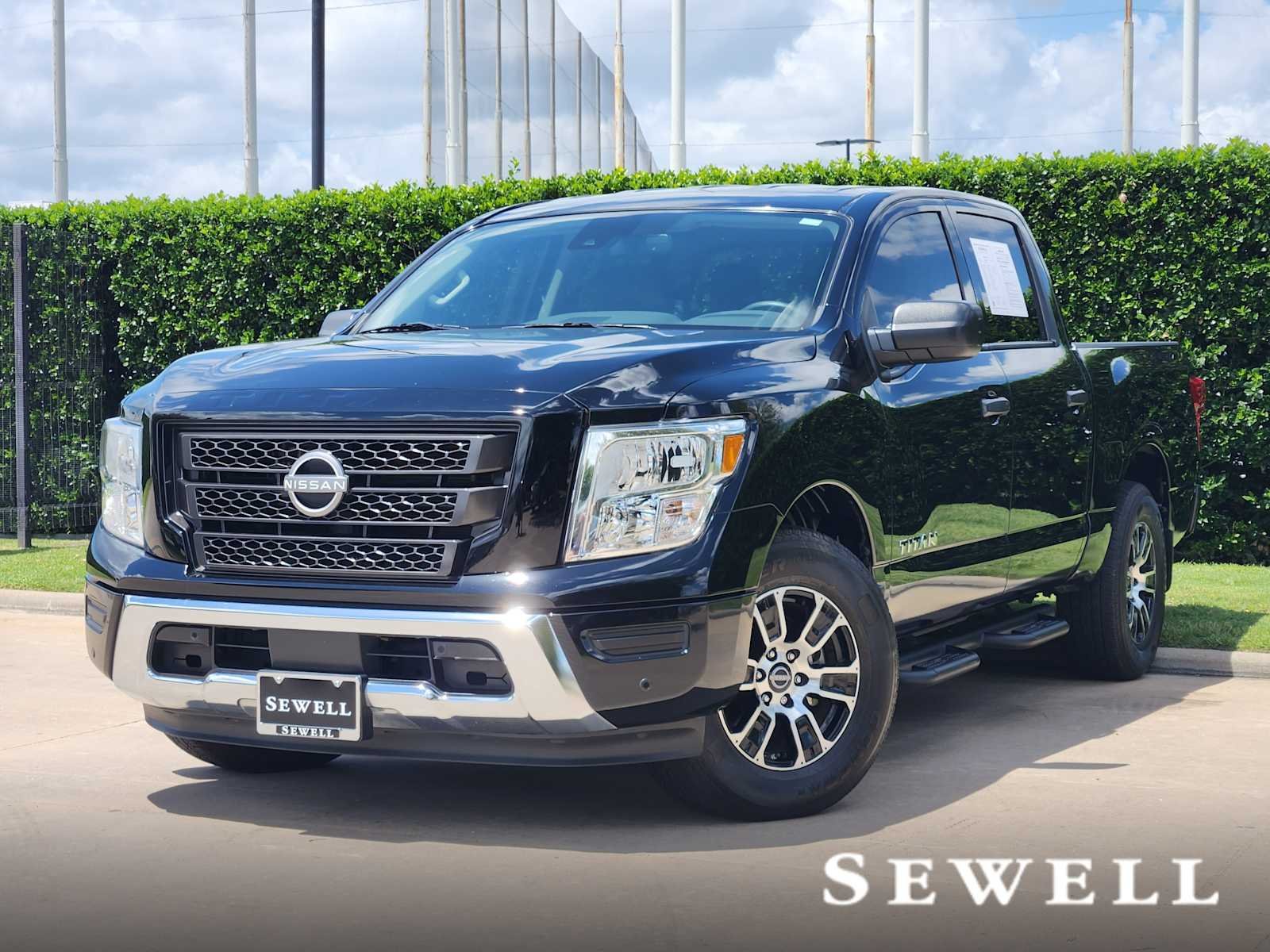 Pre-Owned 2024 Nissan Titan SV
