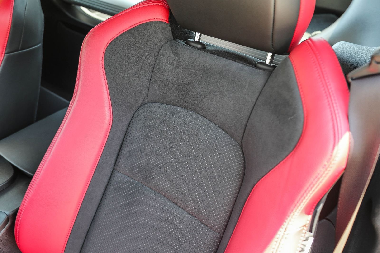 Used 2024 Black Nissan Performance image 21