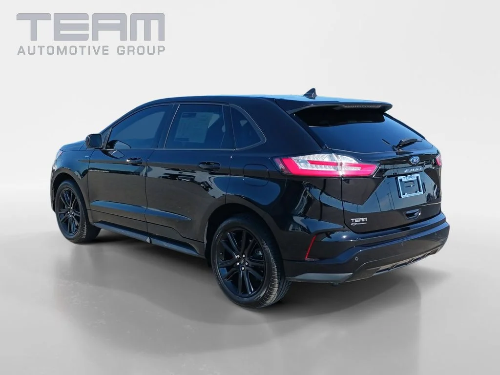 Used 2023 Black Ford ST Line image 5