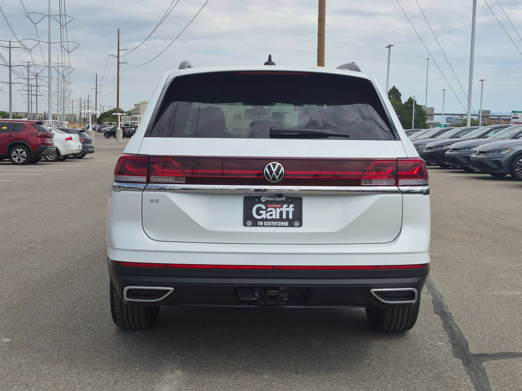 New 2026 Opal White Pearl Volkswagen 2.0T SE w/Technology image 4