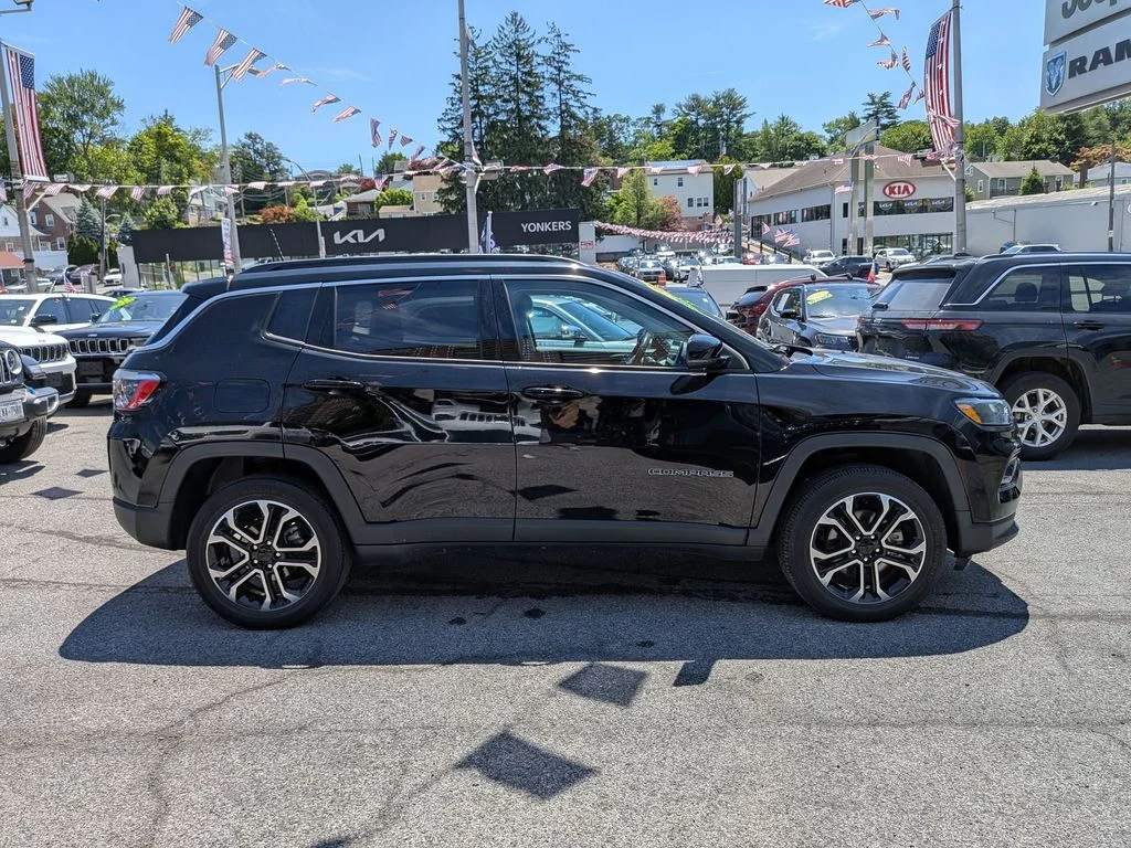 Used 2022 Black Jeep Limited image 5