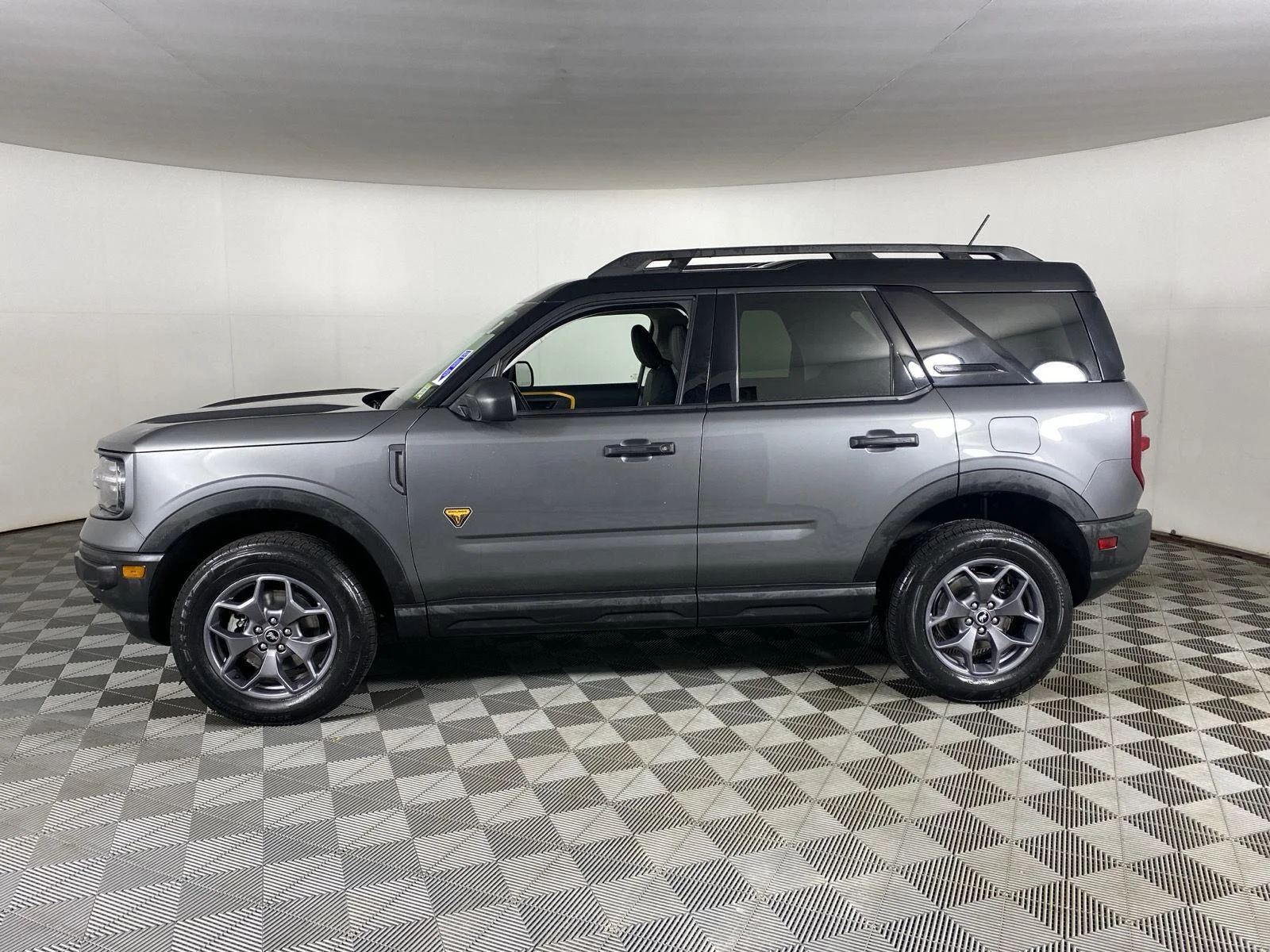 Used 2023 Carbonized Gray Ford Badlands image 14