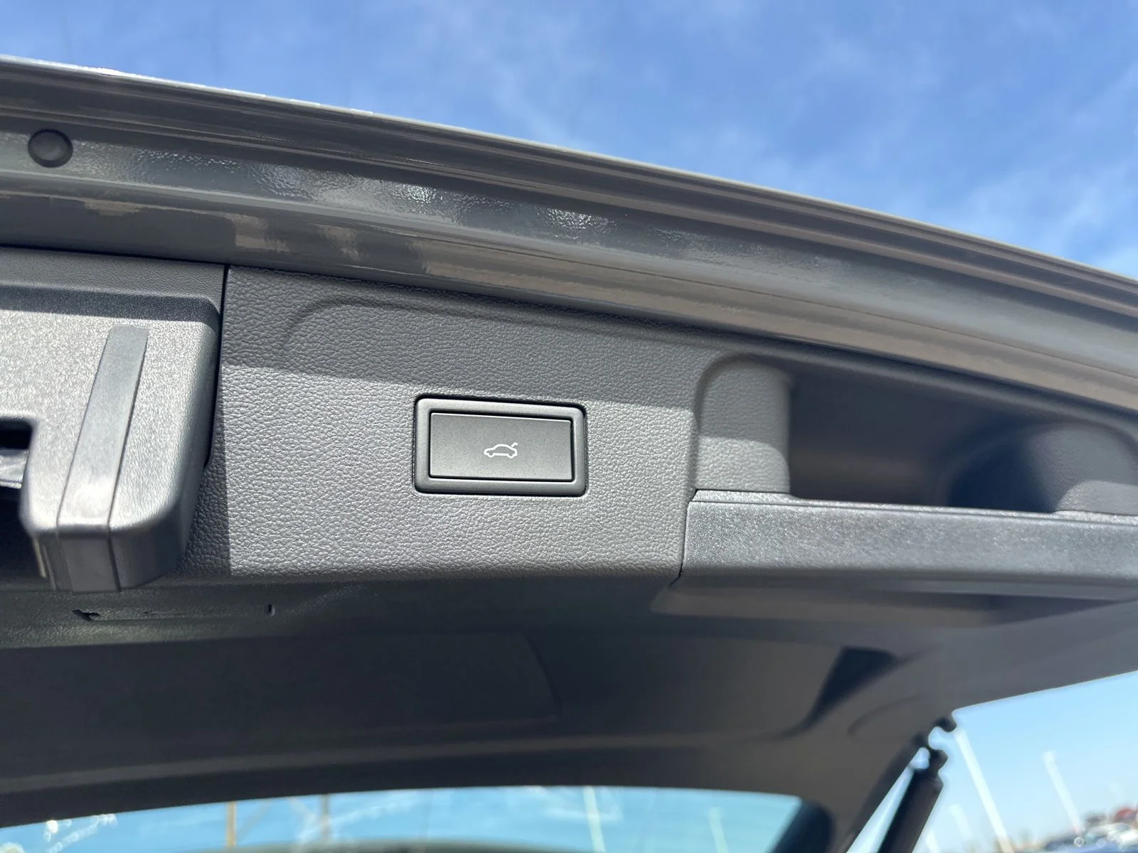 New 2026 Gray Volkswagen 2.0T SEL image 33
