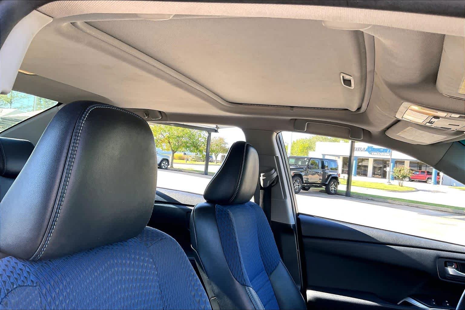 Used 2016 Blue Streak Metallic Toyota SE w/Special Edition Pkg image 14