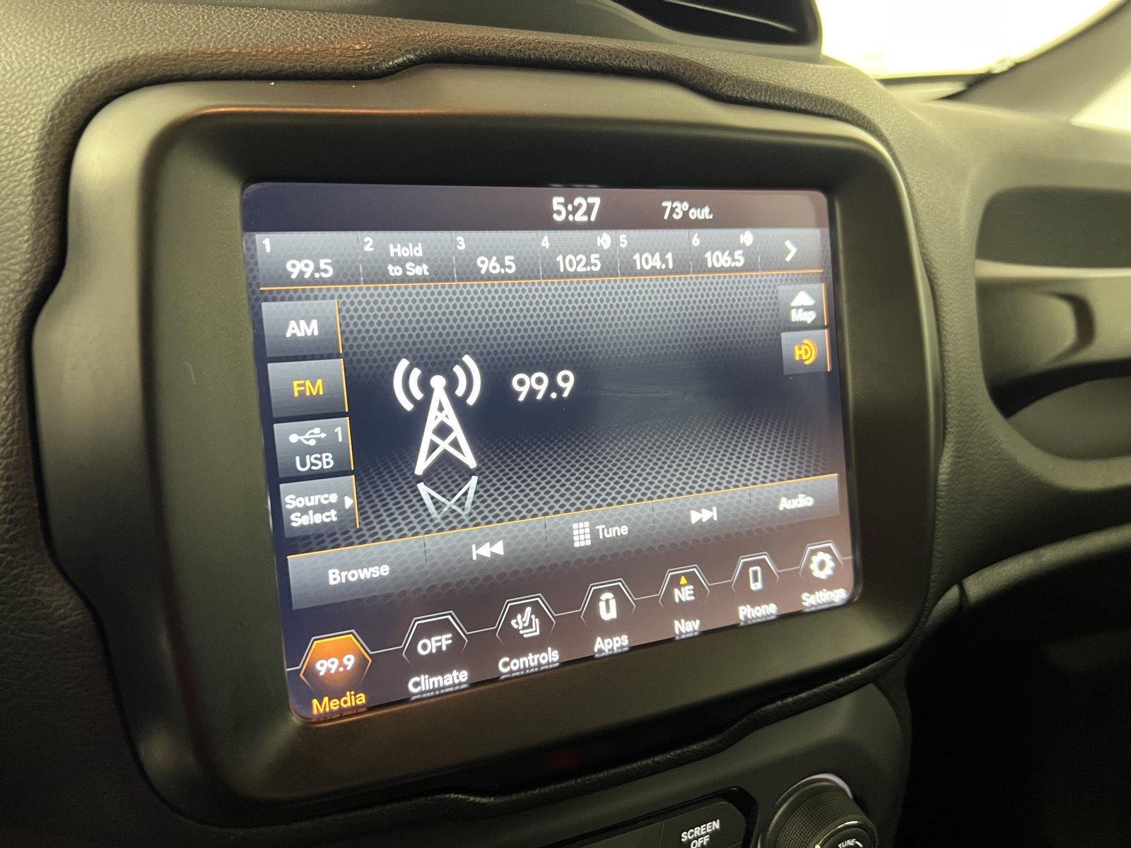 Used 2021 Glacier Metallic Clearcoat Jeep Trailhawk image 22