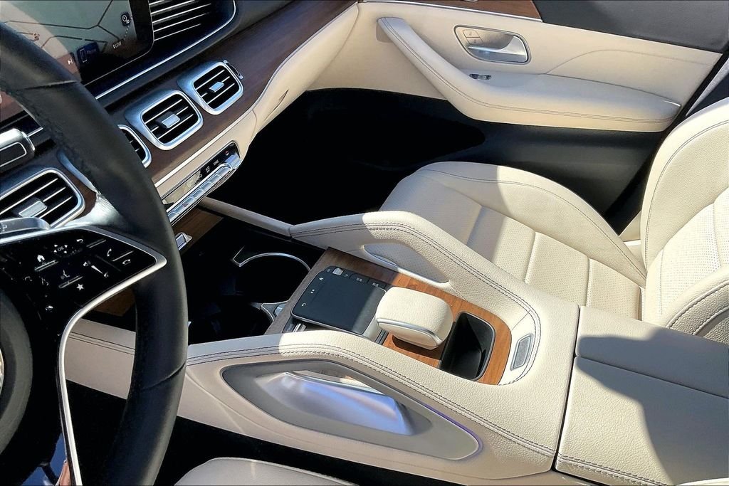2025 Mercedes-Benz GLE GLE450 - Photo 12