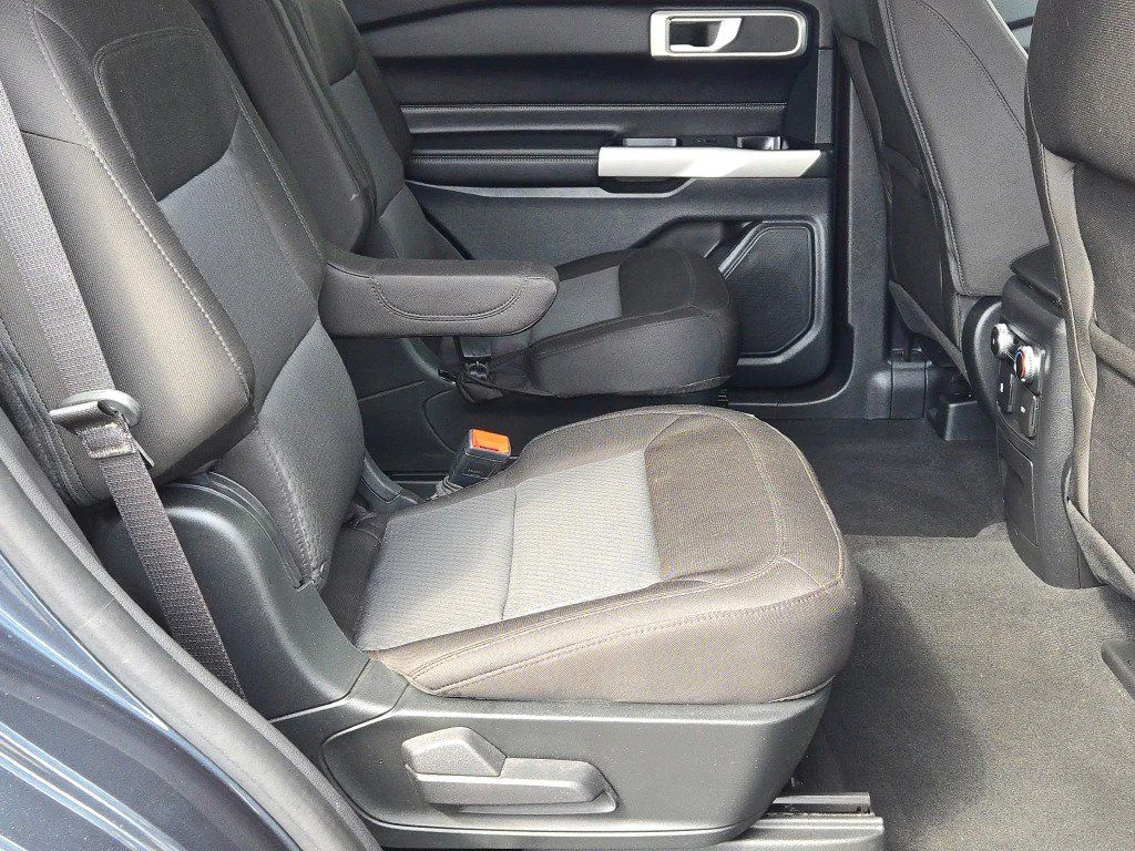 2022 Ford Explorer XLT - Photo 8