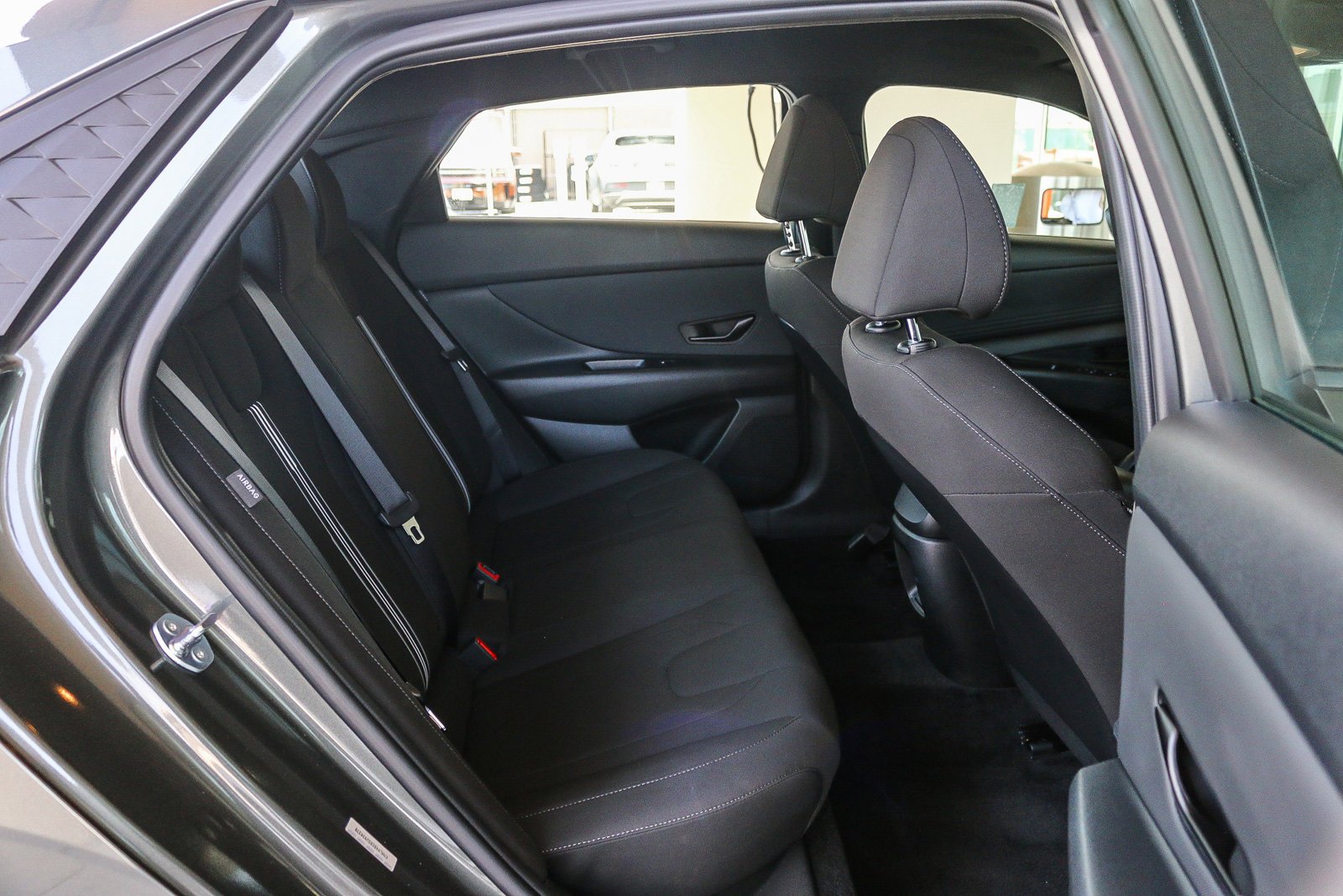 2025 Hyundai Elantra SEL - Photo 18