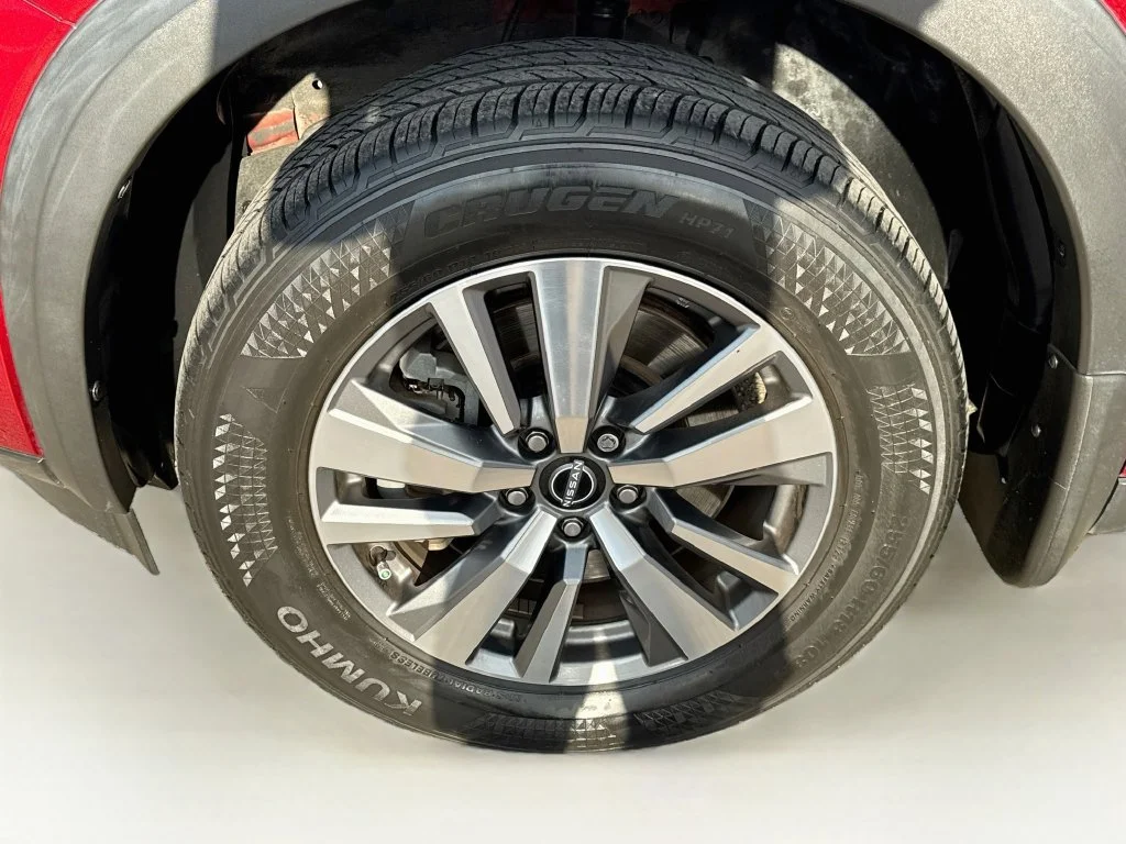 Used 2024 Red Nissan SL image 41
