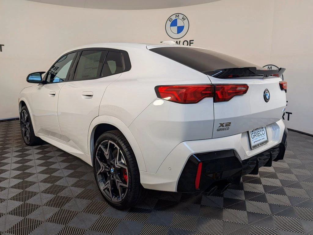 2026 BMW X2 35i - Photo 8