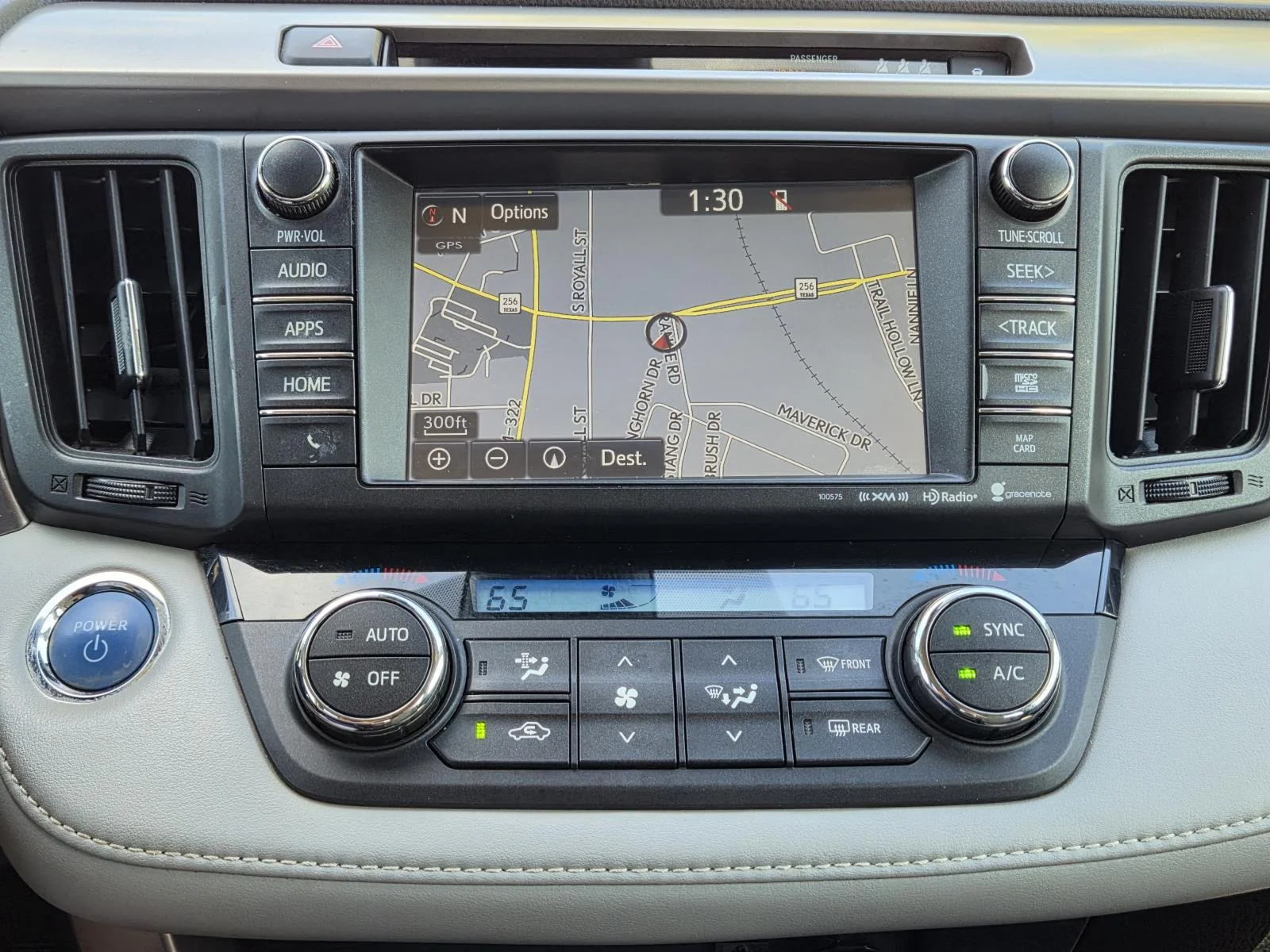 Used 2018 Silver Toyota Hybrid Limited AWD (Natl) image 15