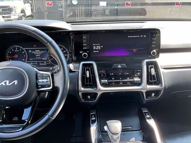 Used 2023 Silver Kia X-Line S image 6