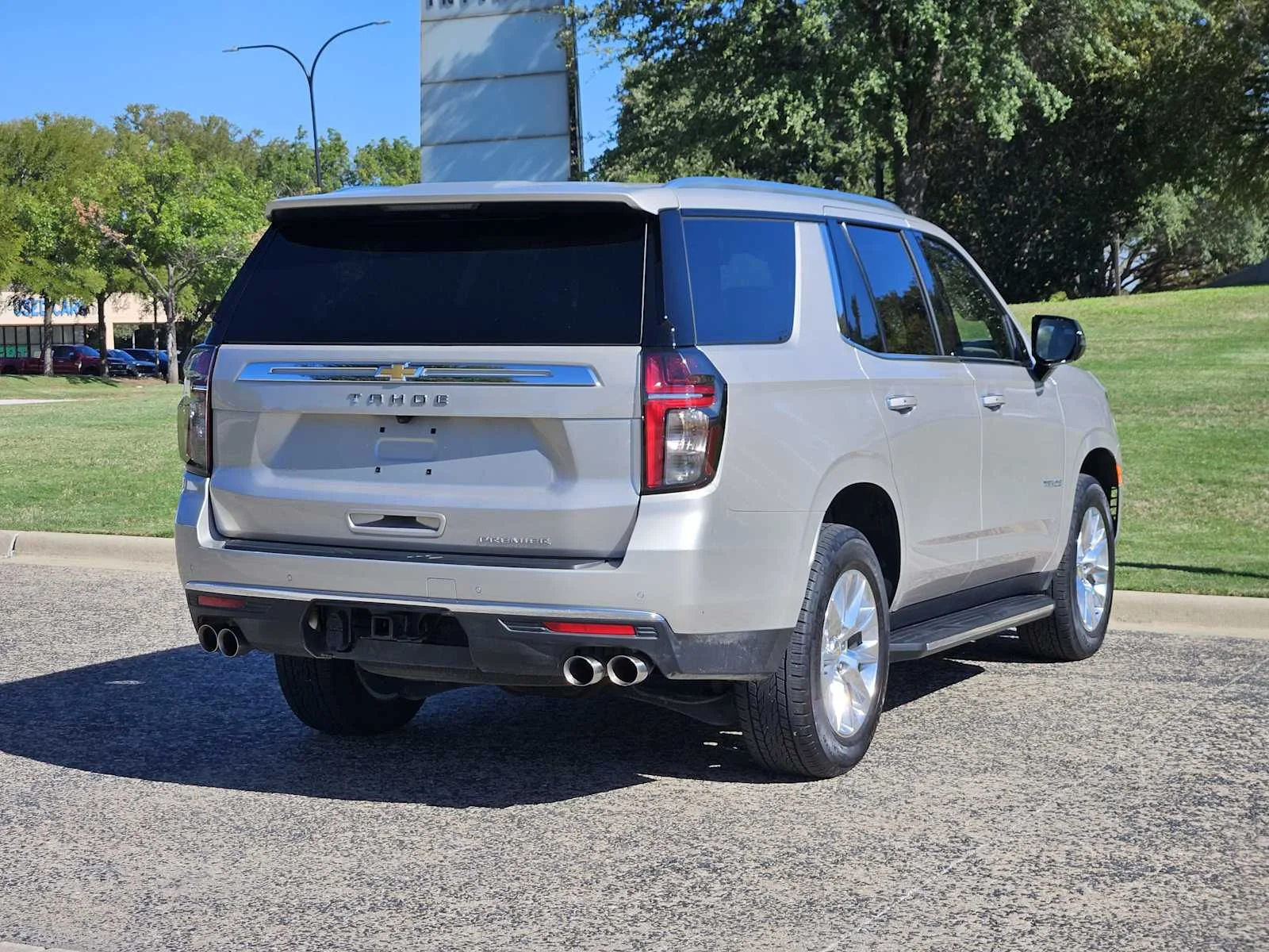 Used 2023 Empire Beige Metallic Chevrolet Premier image 4