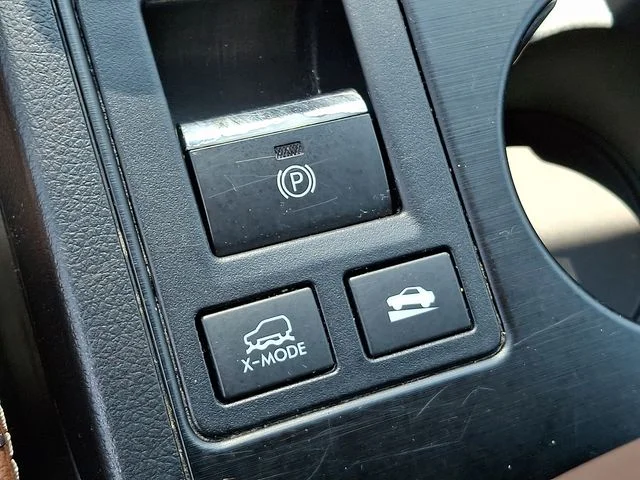 Used 2018 White Subaru 3.6R image 24