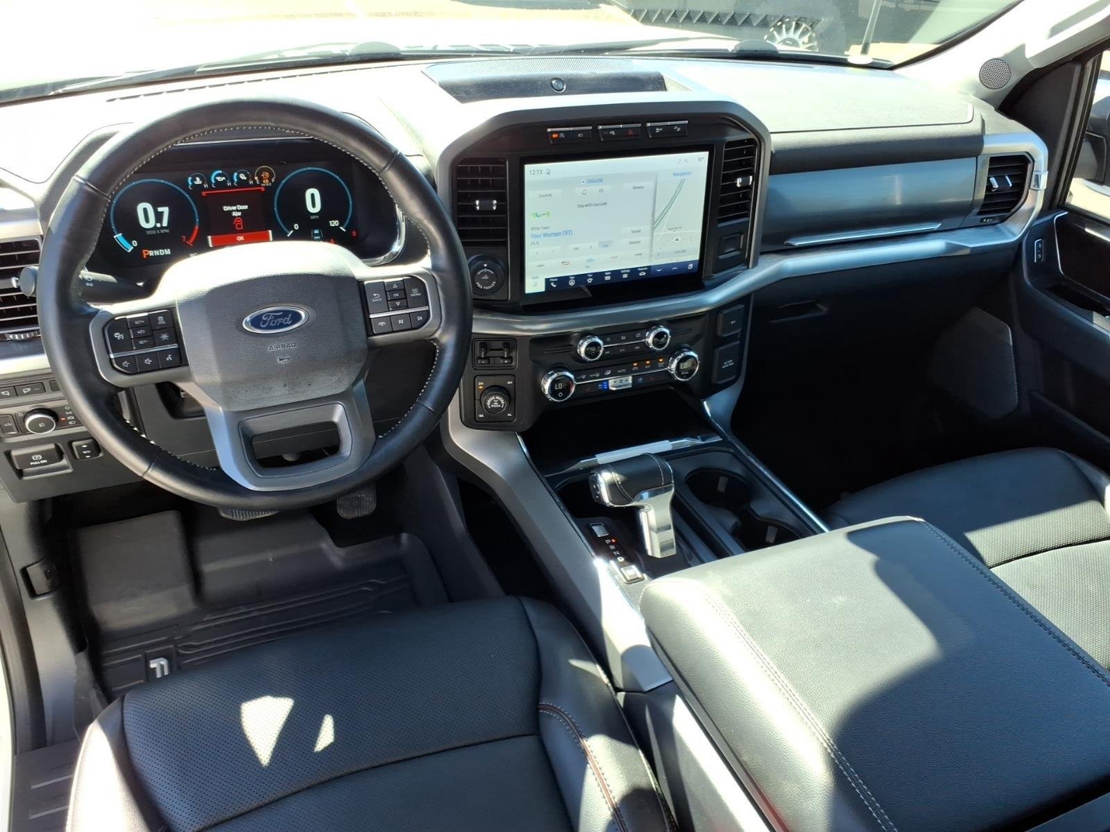 Used 2021 Star White Metallic Tri-Coat Ford LARIAT image 20