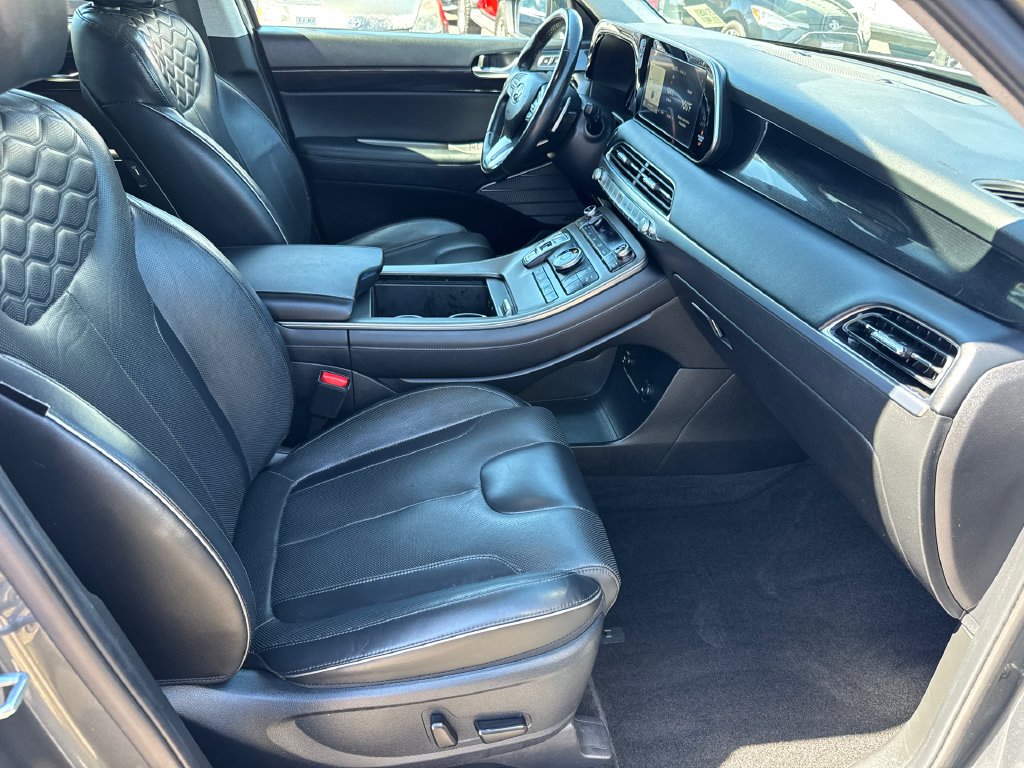 Used 2021 Gray Hyundai Limited image 15