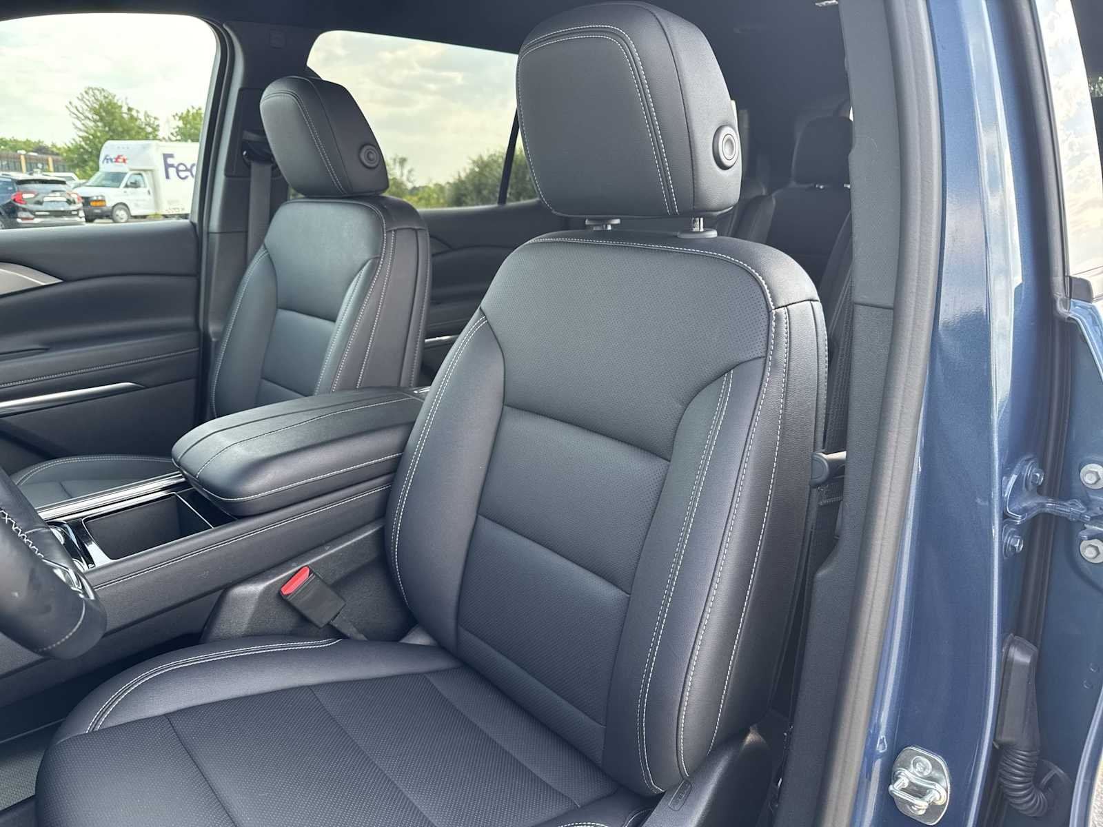 2026 Chevrolet Traverse LT - Photo 12