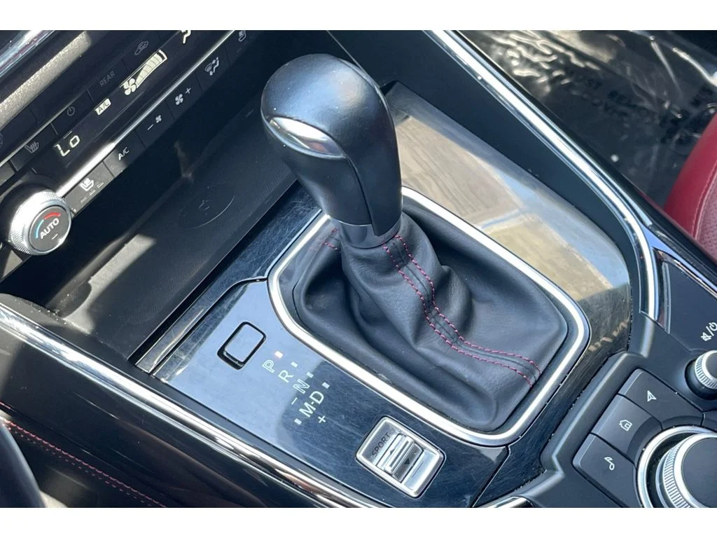 Certified Used 2022 Polymetal Gray Metallic Mazda Carbon Edition image 35