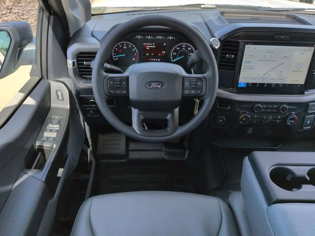 New 2026 Oxford White Ford XL image 16