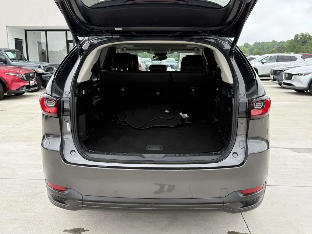 Used 2024 Gray Mazda 3.3 Turbo Preferred Plus image 33