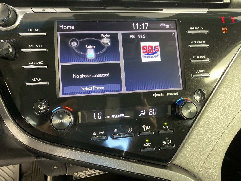 Used 2020 Silver Toyota LE image 22