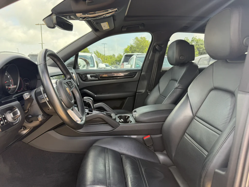 Used 2019 Quartzite Metallic Porsche Base image 10