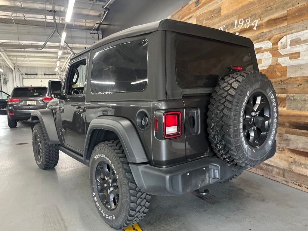 Used 2022 Crystal Metallic Jeep Willys image 4