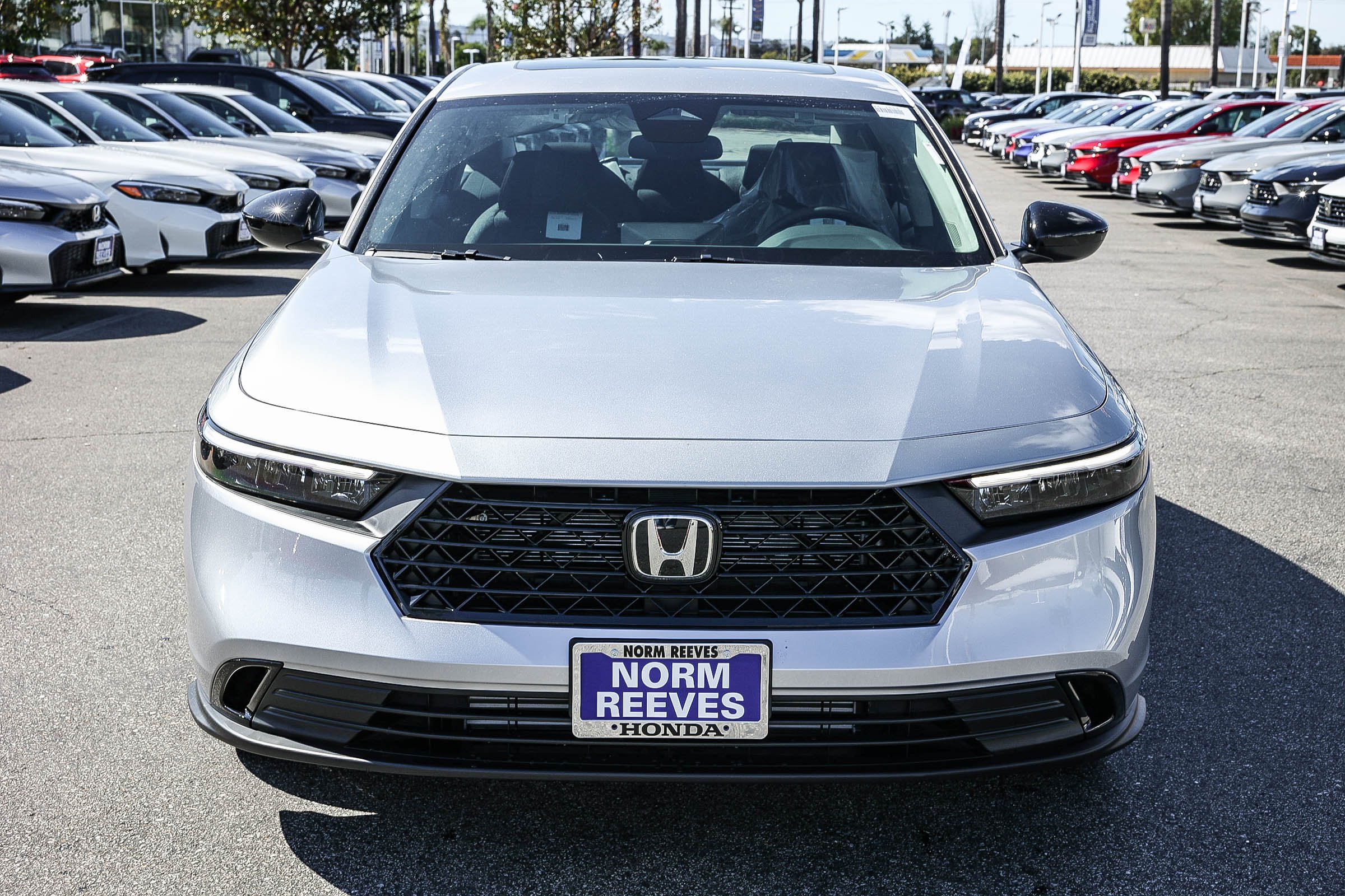 New 2026 Solar Silver Metallic Honda SE CVT image 2