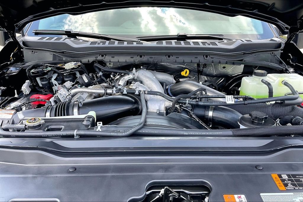 New 2026 Ford Super Duty F-250 Lariat 4D Crew Cab