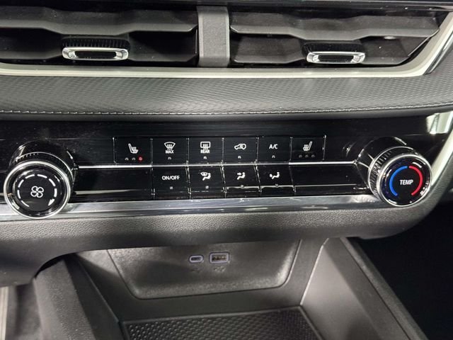 Used 2026 Black Metallic Chevrolet LT image 28