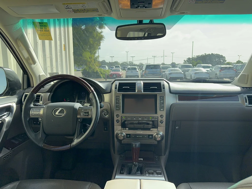 Used 2014 Black Onyx Lexus Base image 3