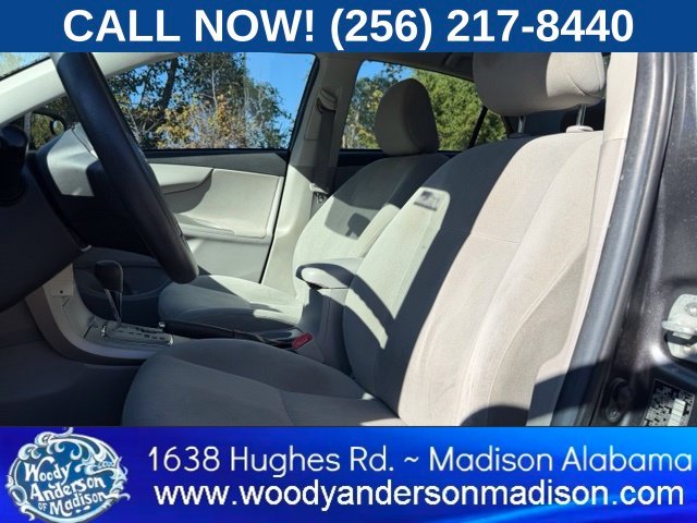 Used 2013 Magnetic Gray Metallic Toyota LE image 7