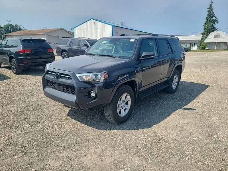 Used 2024  Toyota SR5 Premium image 2